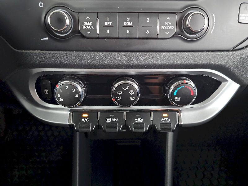 Kia Rio (2014) 1.4I 80kW - fotka 16 z 21