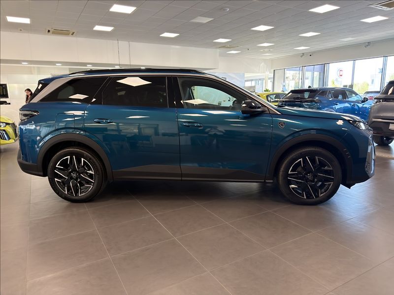 Peugeot 5008 (2026) 1,2 GT Hybrid 145 e-DCS6 - fotka 5 z 5