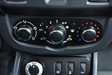 Dacia Duster 1,5 dCi  ČR,1MAJ,4x4,EXCEPTION - náhled 15