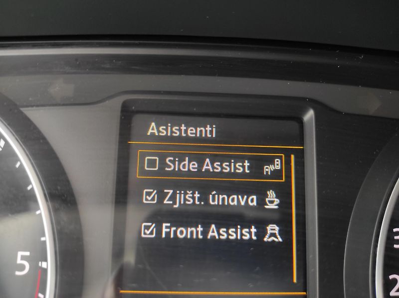 Volkswagen Multivan 2,0TDi DSG,4x4,Highline,7 míst - fotka 30 z 59