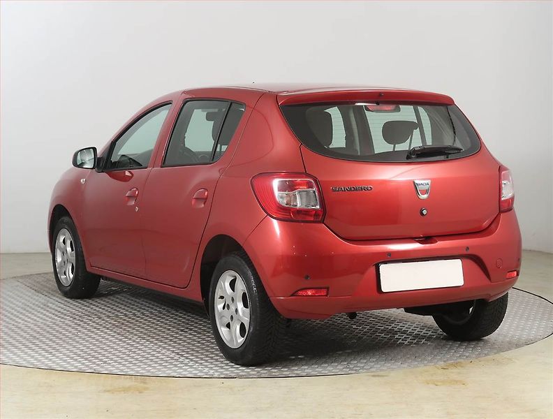 Dacia Sandero (2016) 1.2 16V, Park. senzory - fotka 3 z 14