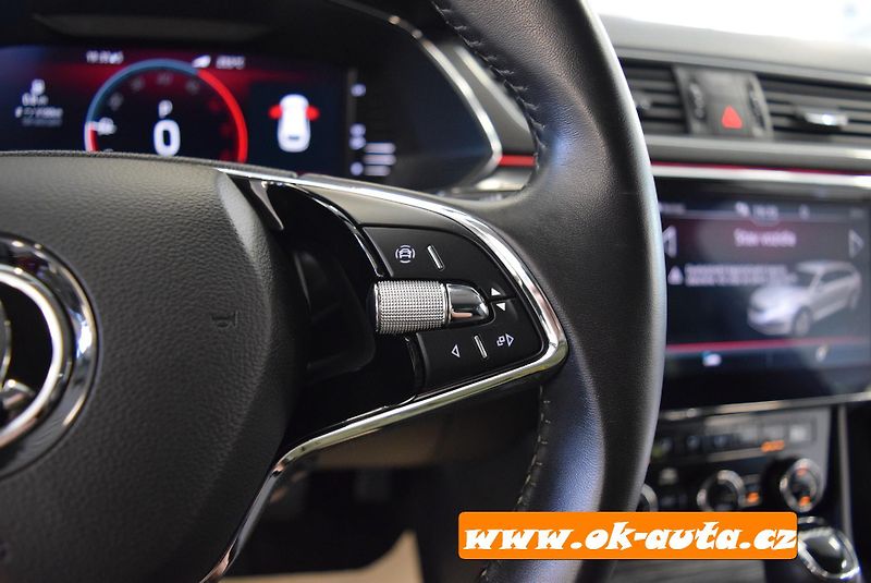 Škoda Superb 2.0 TDI STYLE MATRIX DSG    - fotka 38 z 66