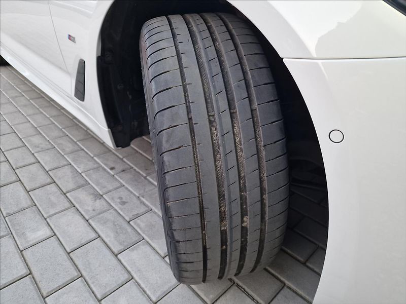 BMW Řada 5 520d Xdrive M-Sport ČR,1.Maj. - fotka 46 z 50