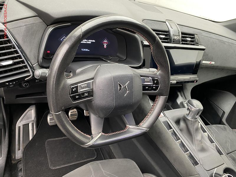 DS Automobiles DS7 Crossback (2019) 1.5 HDi, AC, LED, navi - fotka 12 z 18