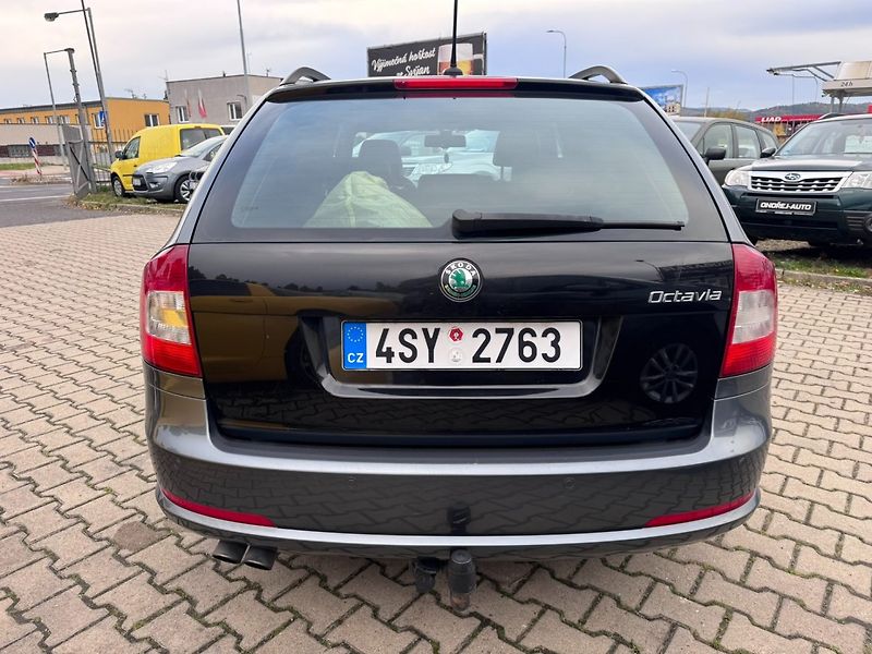 Škoda Octavia (2012) DSG 2,0 TDI 125 KW FACE PĚKNÁ - fotka 4 z 49