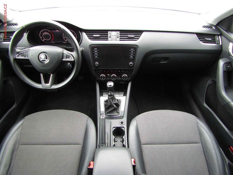 Škoda Octavia (2020) 2.0TDi, ČR, Style, LED, +pneu - fotka 8 z 20
