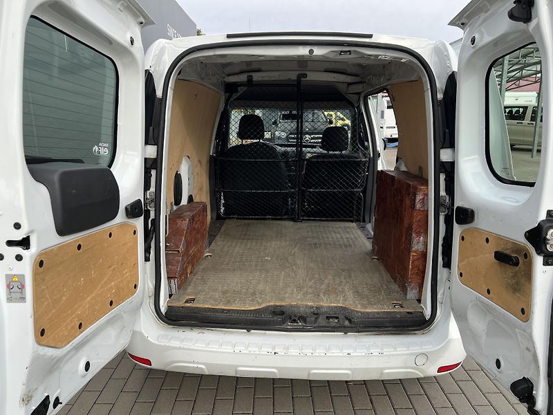 Dacia Dokker (2014) 1,6i 16V - fotka 19 z 23