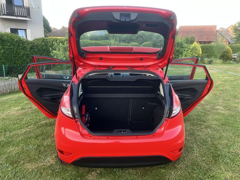 Ford Fiesta 1.5 TDCI 70KW,5DV,KLIMA,1MAJ - fotka 28 z 44