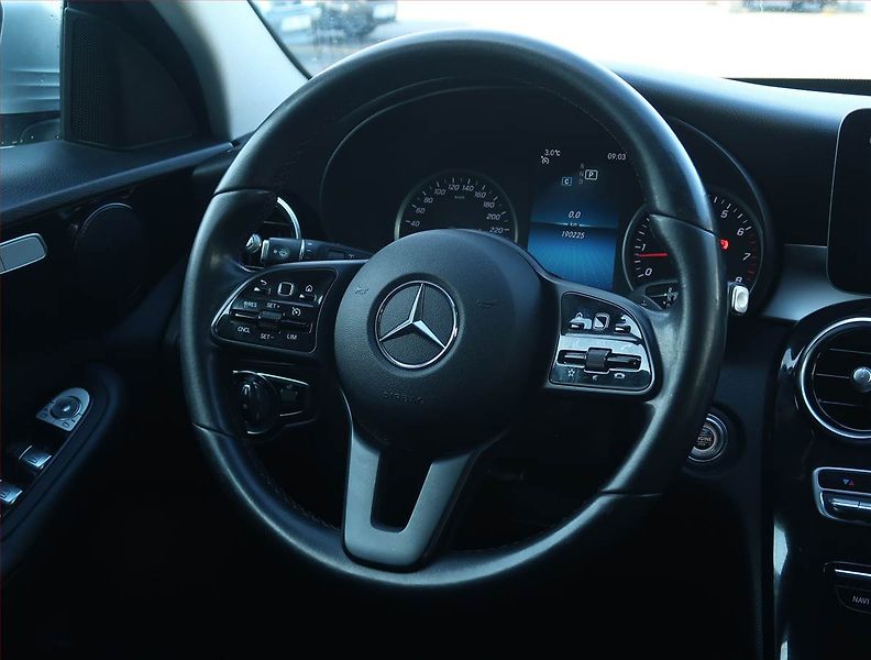 Mercedes-Benz Třídy C (2019) C 200, Automat - fotka 24 z 24