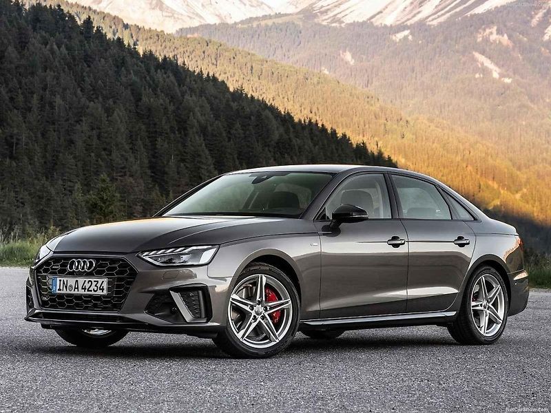 Audi 80 na dobové reklamní fotografii