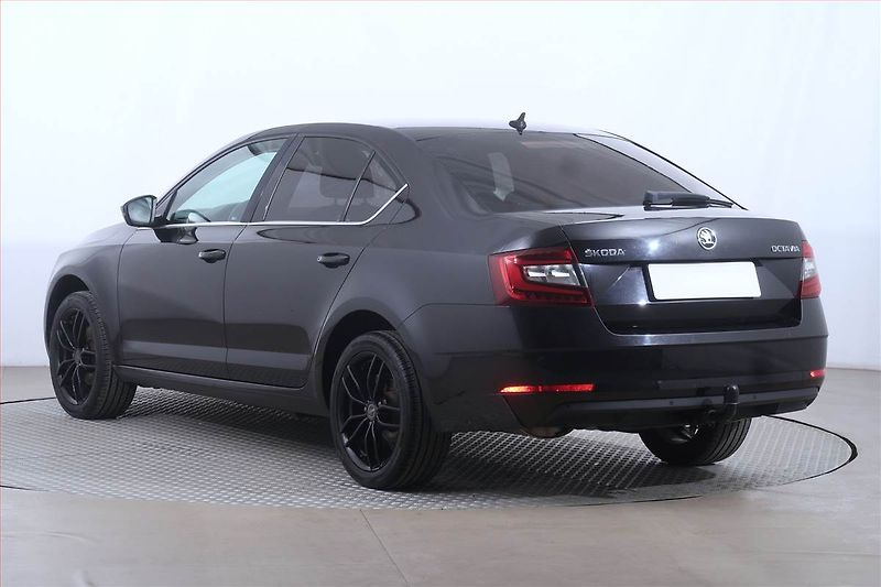 Škoda Octavia (2017) 1.5 TSI, Serv.kniha, Navi - fotka 4 z 22