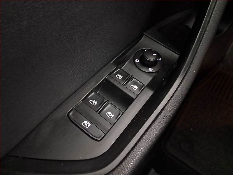Škoda Superb (2016) Ambition 1.6 TDI, Automat - fotka 20 z 20