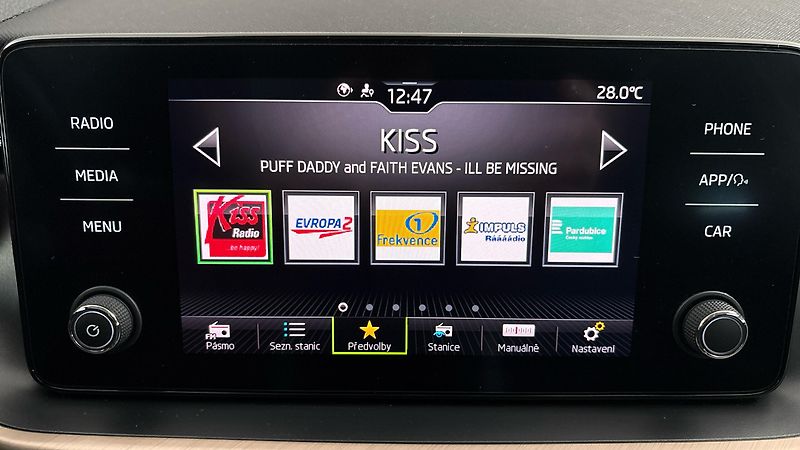 Škoda Scala 1.5 TSI DSG Style - fotka 11 z 26