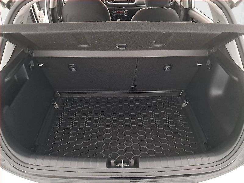 Kia Stonic (2018) 1.4 CVVT, ČR,1.maj, Serv.kniha - fotka 14 z 18