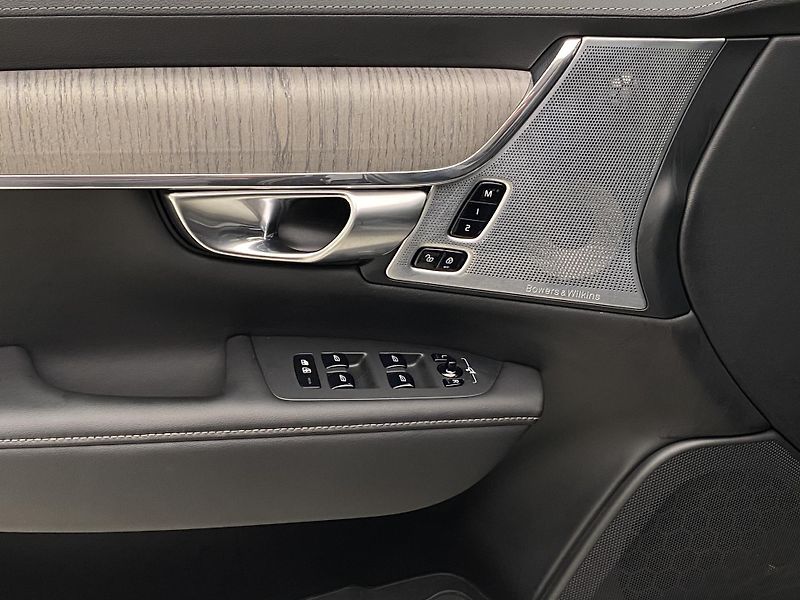 Volvo V90 CC B5 AWD ULTIMATE REZERVACE - fotka 29 z 68
