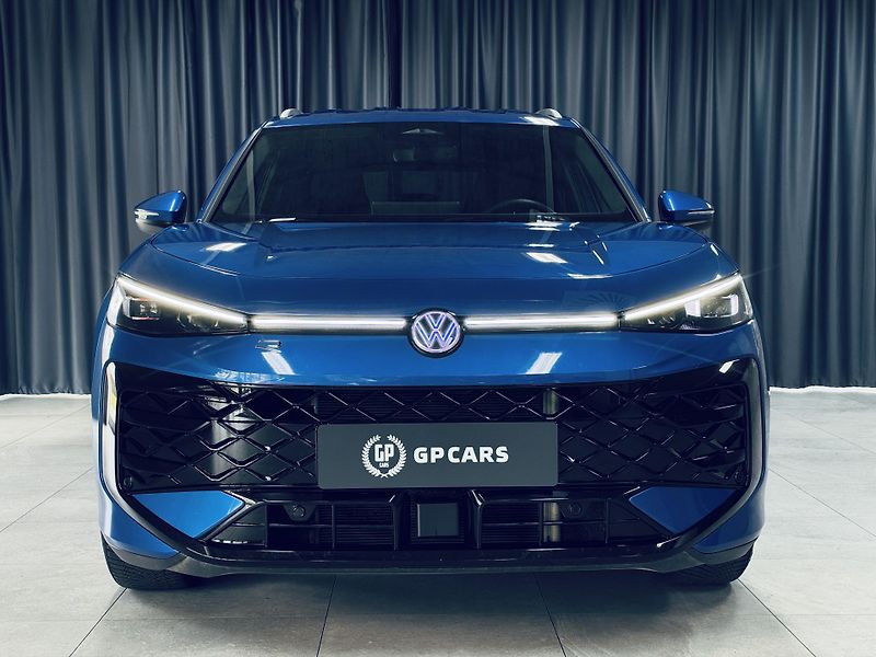 Volkswagen T-Roc (2026) 1.5eTSI*R-LINE*IQ*KEYLESS*ACC* - fotka 2 z 34