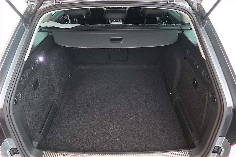 Škoda Superb (2020) Style 2.0 TDI - fotka 14 z 19