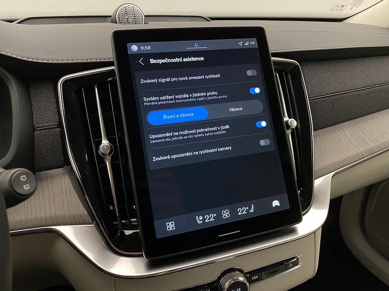 Volvo XC90 (2025) T8 AWD RECHARGE BRIGHT PLUS 7m - fotka 55 z 75