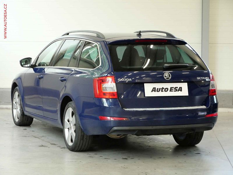 Škoda Octavia (2015) 2.0TDi, DSG, AC - fotka 6 z 22