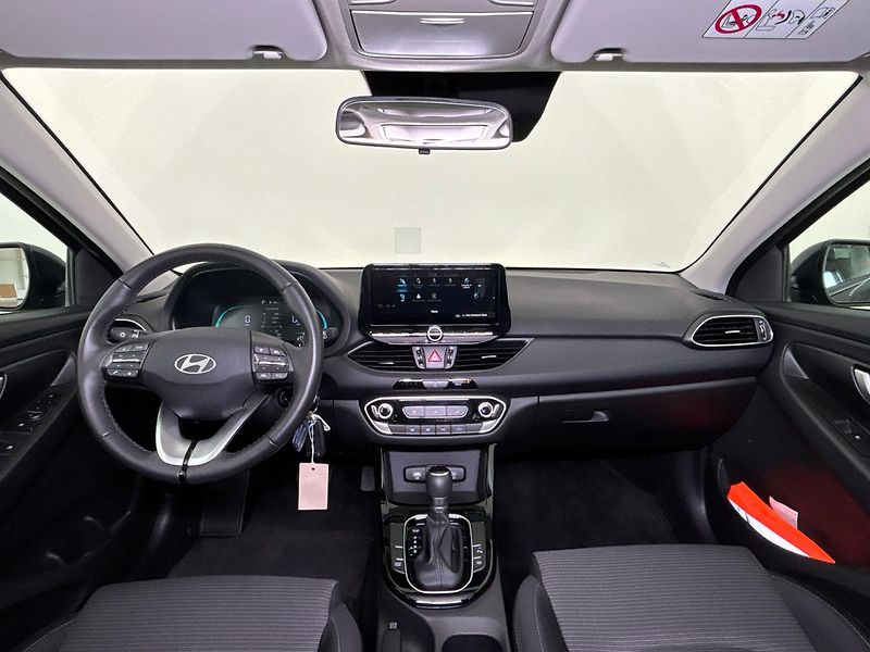Hyundai i30 Smart DCT - fotka 5 z 26