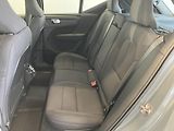 Volvo XC40 B4 Momentum Advance AT8 - náhled 12