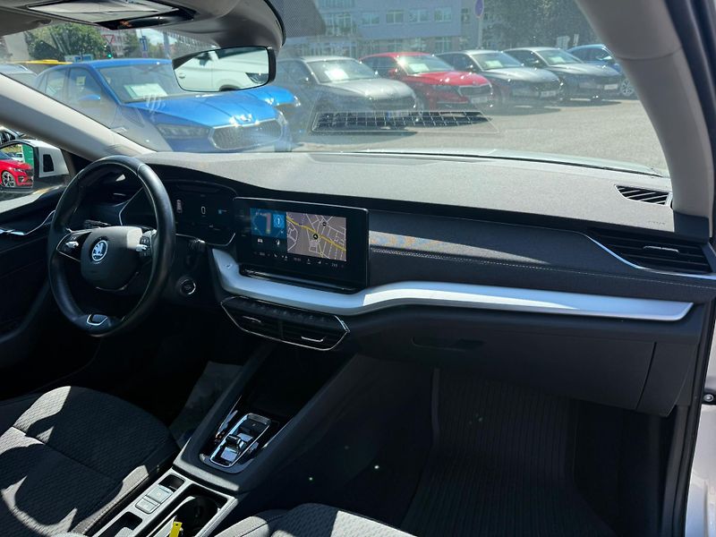 Škoda Octavia Style 2.0 TDI 110kw DSG Combi - fotka 11 z 25