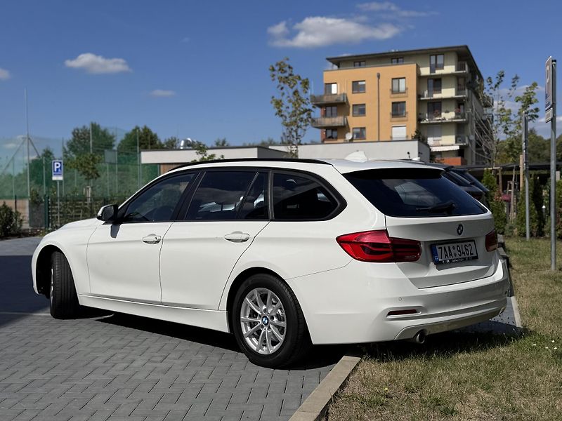 BMW Řada 3 (2018) 318i 100 kw / automat - fotka 3 z 17