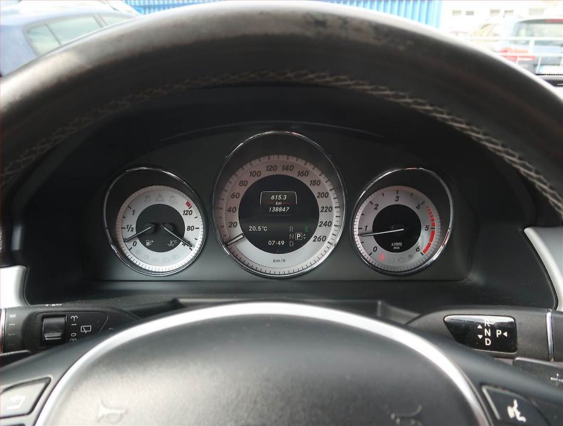 Mercedes-Benz GLK (2015) 220 CDI, 4X4, Automat - fotka 11 z 20