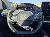 Peugeot 3008 ALLURE 1,2 PT 130k M6 - náhled 19