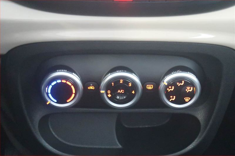 Fiat 500L (2015) 1.4 16V - fotka 14 z 15