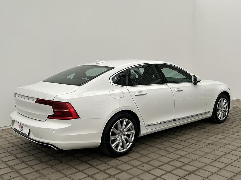 Volvo S90 2.0 T6 4x4 Inscription - fotka 5 z 30