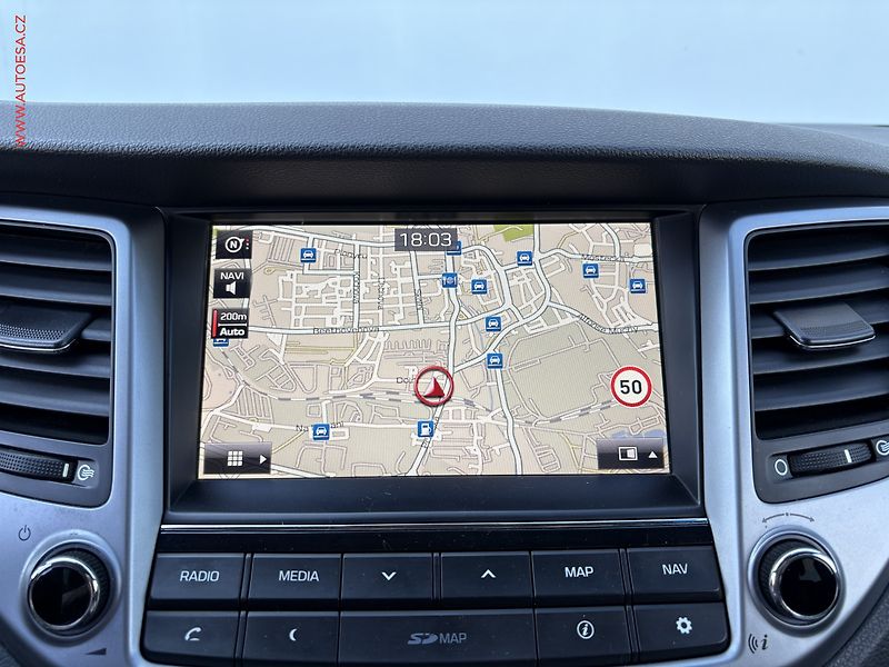 Hyundai Tucson (2015) 1.6GDi - fotka 11 z 16