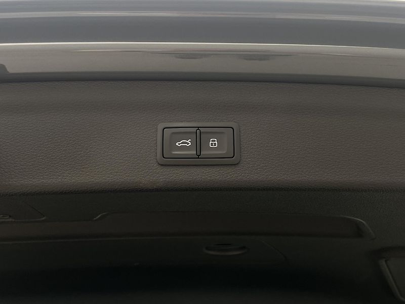 Audi Q3 35 TFSI AUT CZ - fotka 40 z 42