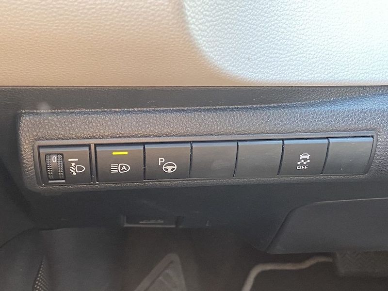 Toyota Corolla 2.0HSD, ČR-1m, ComTech, DPH - fotka 14 z 17