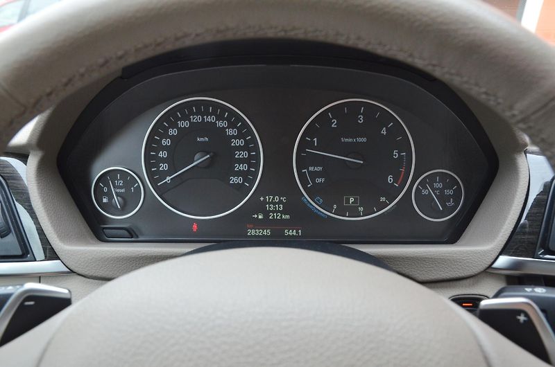 BMW Řada 4 (2015) 435d xDrive 230kW / ČR / LED   - fotka 29 z 43