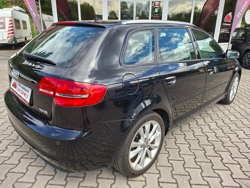 Audi A3 (2010) 1.2TFSI 77kW 6MAN -TAŽ.ZAŘ. - fotka 8 z 48