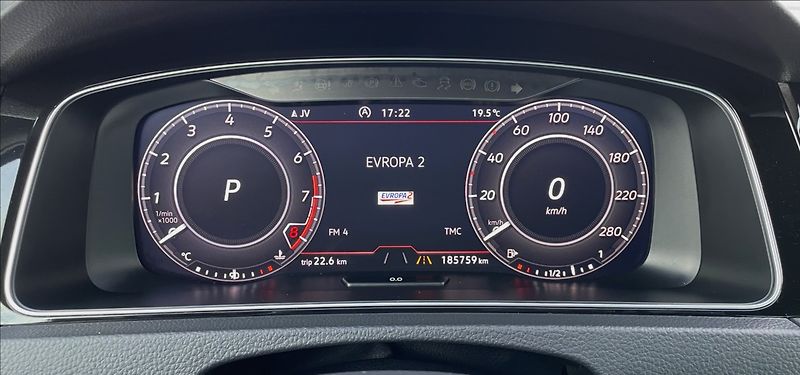 Volkswagen Golf 2,0 GTI  -APR 210kw Performanc - fotka 14 z 27