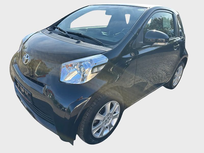Toyota iQ (2010) 1,0 50Kw  Automat - fotka 3 z 18