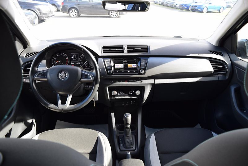 Škoda Fabia (2017) 1.2TSI 81kw DSG JOY NAVI APP - fotka 16 z 41