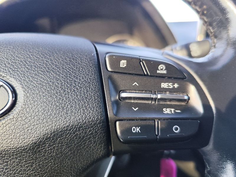 Hyundai i30 1.6 CRDI/85kW Style Navi - fotka 24 z 29