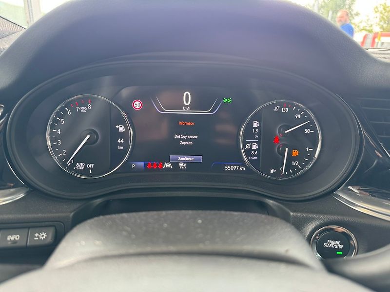 Opel Insignia 2.0T 147kW  GS Ultimate AT - fotka 12 z 15