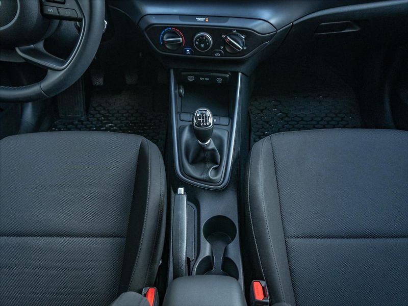 Hyundai Bayon 1,0   T-GDI MT WAVE - fotka 12 z 13