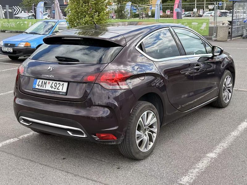 Citroën DS4 (2015) - fotka 5 z 17