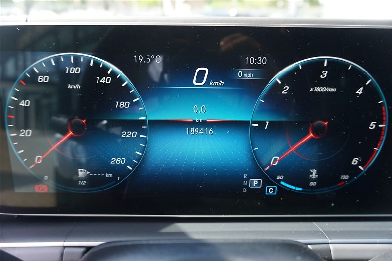 Mercedes-Benz GLS 2,9 400 d 4MATIC CZ, servisní - fotka 30 z 30