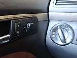 Volkswagen Touran (2008) Cross 2.0 TDI, Eko.zaplacen - náhled 16