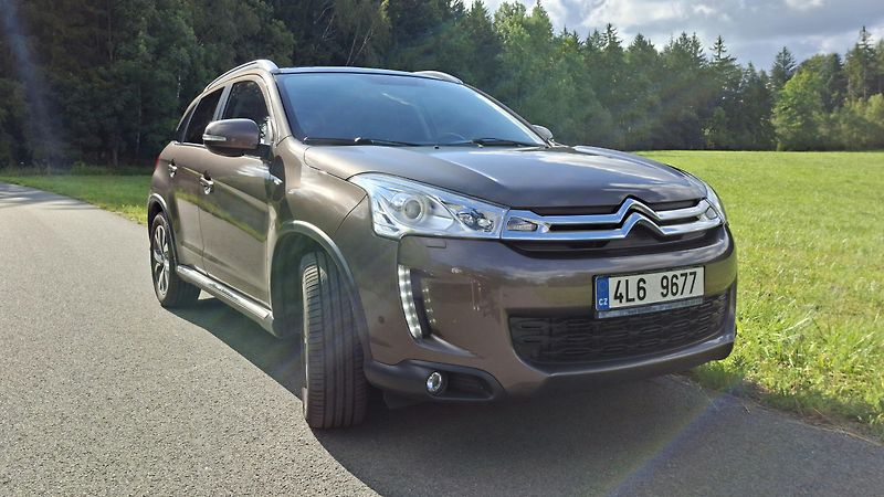 Citroën C4 Aircross (2012) - fotka 2 z 20