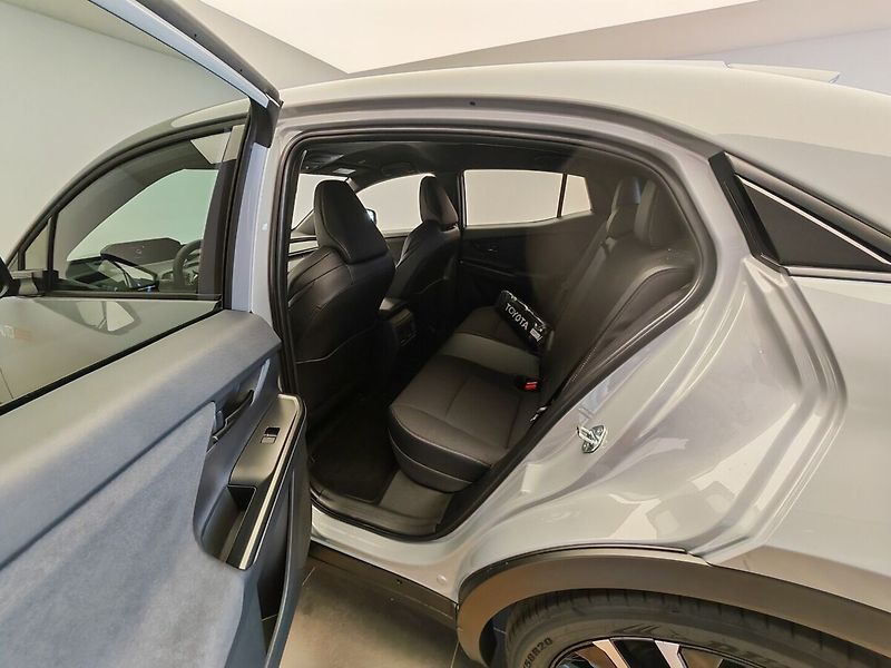 Toyota C-HR BEV  77 kWh Style Dynamic - fotka 28 z 41