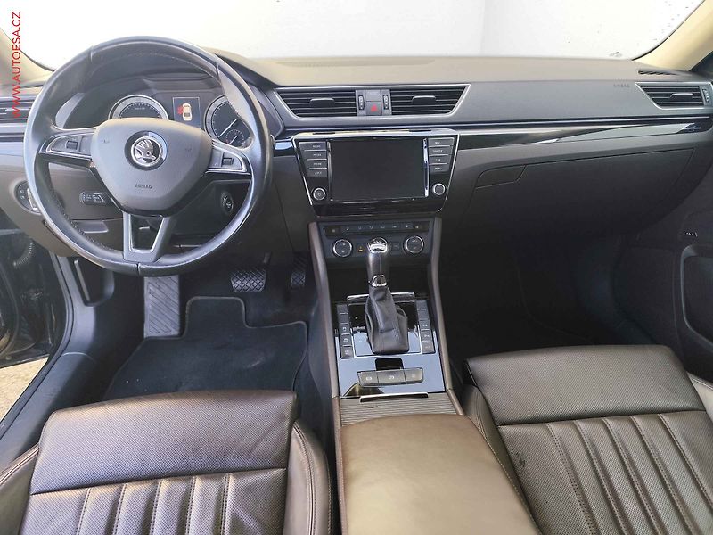 Škoda Superb (2016) 2.0TSi 4x4, ČR, DSG, bixen - fotka 8 z 37