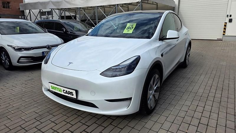 Tesla Model Y (2022) Long Range AWD SoH 91,4% - fotka 2 z 37