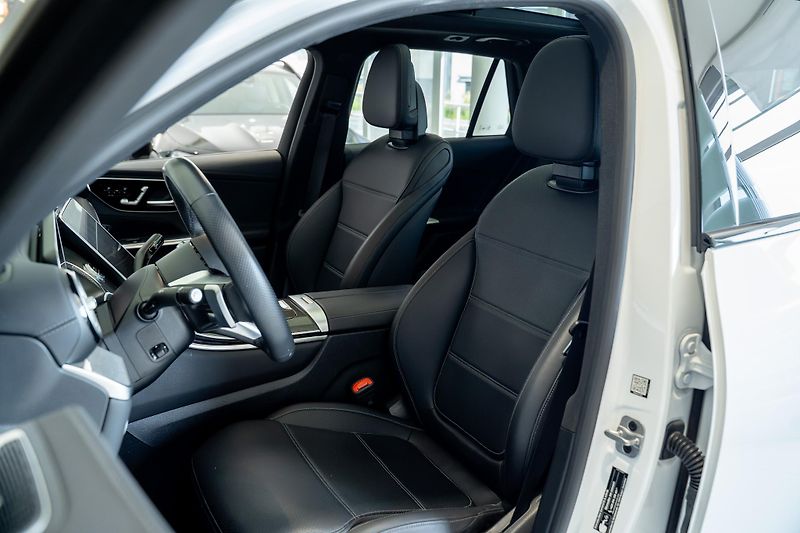Mercedes-Benz GLC (2024) 300 d 4M/AMGPREMIUM/ENG/HUD - fotka 13 z 21